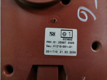 Elektrisüsteem - Veoauto MAN Voltage converter 81259070309: pilt 4