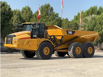 CAT 745 liising CAT 745: pilt 1
