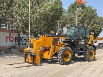 Teleskooplaadur JCB