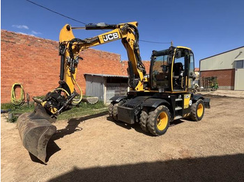 Ratastel ekskavaator JCB