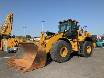 Rataslaadur CATERPILLAR 966M