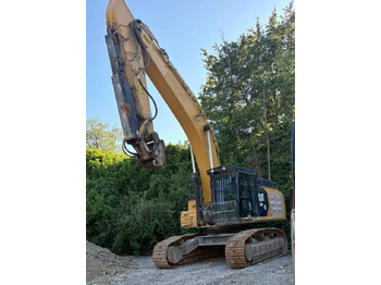 Ekskavaator CATERPILLAR 352F
