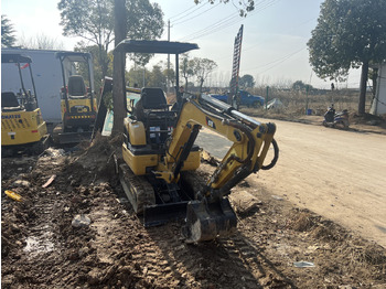 Miniekskavaator CATERPILLAR 301.5