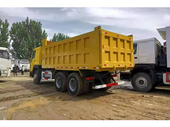 Kallurauto Howo 375 6x4 Tipper Lorry: pilt 2