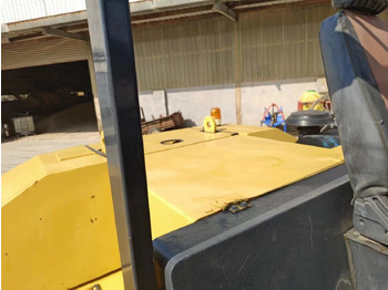 Diiseltõstuk Komatsu FD150: pilt 3 Diiseltõstuk Komatsu FD150: pilt 3