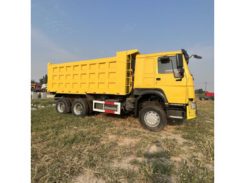 Kallurauto SINOTRUK HOWO