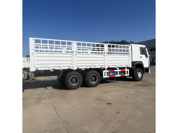 Madelveok/ Platvormveok Sinotruk HOWO 371 6*4 Fence truck: pilt 3