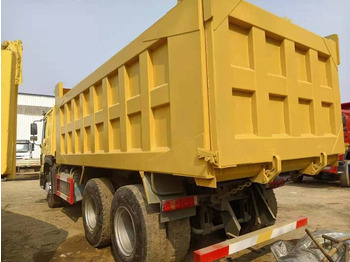Kallurauto Sinotruk HOWO 6*4 Dump truck: pilt 3