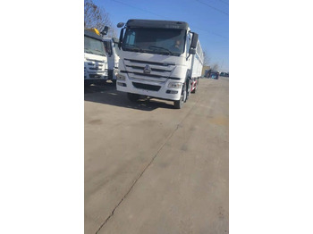 Madelveok/ Platvormveok Sinotruk HOWO 8*4 Dump truck: pilt 2
