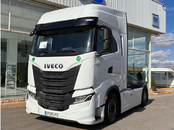 Sadulveok IVECO S-WAY