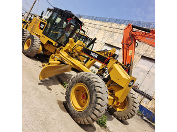 Teehöövel CATERPILLAR 140H