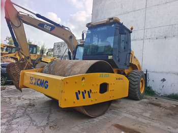 Teerull XCMG XS203J