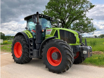 Traktor CLAAS Axion 920