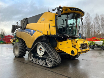 Kombain NEW HOLLAND CR series