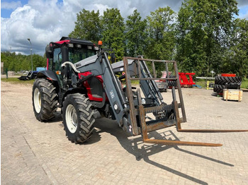 Traktor VALTRA A-series