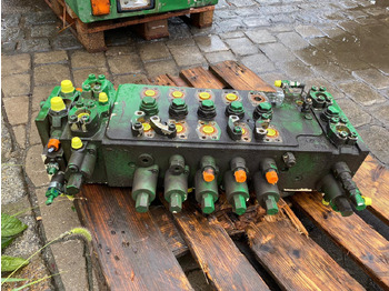 Hüdrauliline klapp LIEBHERR