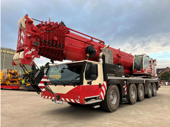 Maastikukraana LIEBHERR