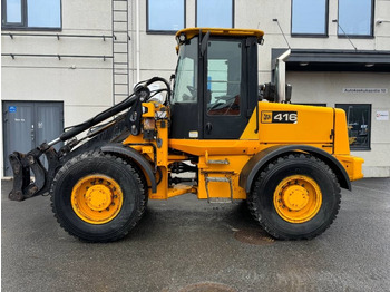 Rataslaadur JCB