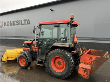 Munitsipaaltraktor Kubota L 3600 AURA JA HIEKOTIN: pilt 2