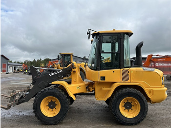 Rataslaadur VOLVO L30G