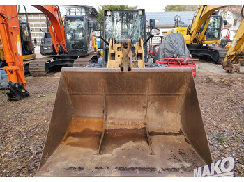 Rataslaadur Caterpillar 906M: pilt 4