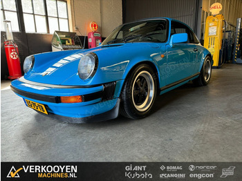 Auto PORSCHE