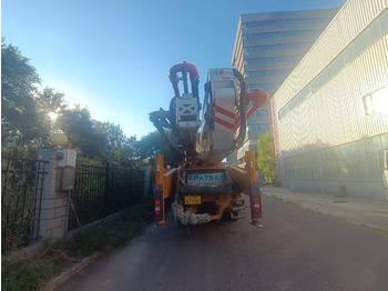 Betoonipump XCMG Official Concrete Machinery Pump HB58V Used Cement Pump Truck For Sale: pilt 4