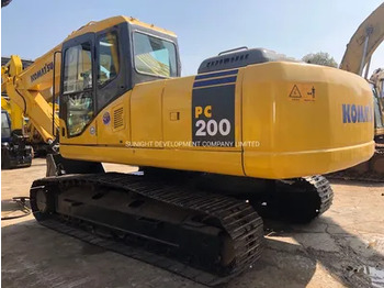 Lintekskavaator KOMATSU PC200-7