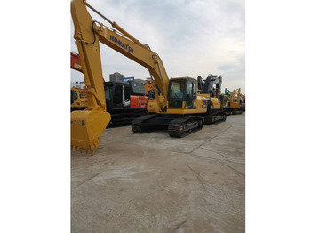 Lintekskavaator KOMATSU PC200-8