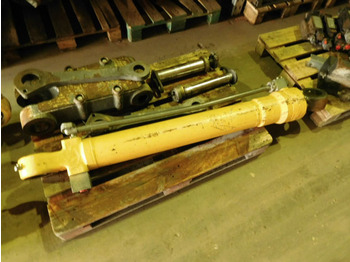 Hüdrauliline silinder LIEBHERR