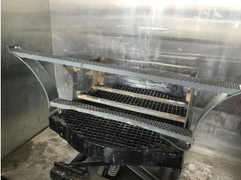 Kabiin ja interjöör LIEBHERR