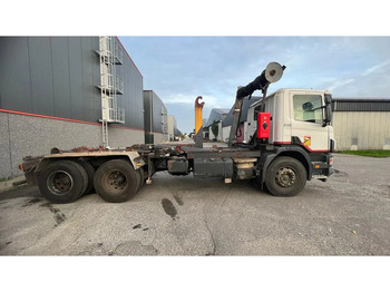 Konteinerveduk/ Tõstukiga veoauto SCANIA P114