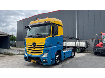 Sadulveok MERCEDES-BENZ Actros 1843
