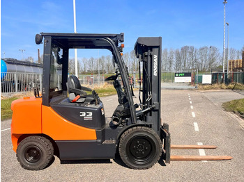 Diiseltõstuk DOOSAN