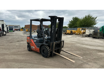 Diiseltõstuk TOYOTA FDF 25