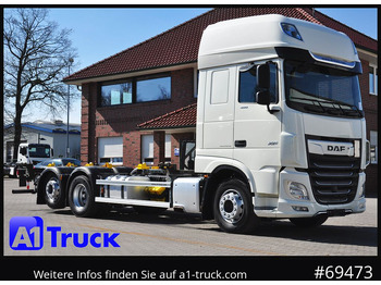 Konteinerveduk/ Tõstukiga veoauto DAF XF 480