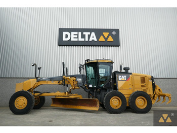 Teehöövel CATERPILLAR 12M