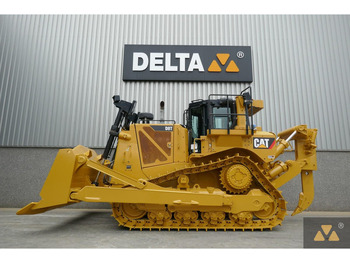 Buldooser CATERPILLAR D8T