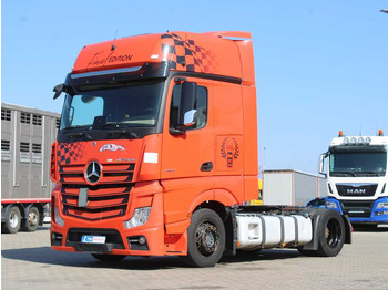 Sadulveok MERCEDES-BENZ Actros 1848