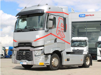 Sadulveok RENAULT T 520