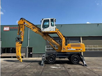 Jäätme-/ Tööstuslik käitleja LIEBHERR A 924