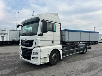 Konteinerveduk/ Tõstukiga veoauto MAN TGX 18.460