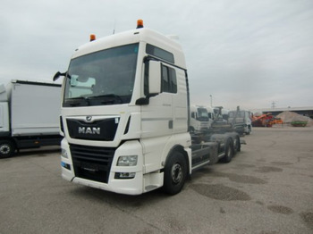 Konteinerveduk/ Tõstukiga veoauto MAN TGX 26.460