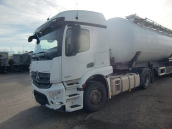Sadulveok MERCEDES-BENZ Actros 1840