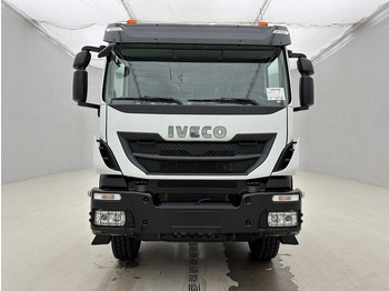 Uus Kabiinišassiiga veoauto Iveco Trakker 380 - 6x4: pilt 2