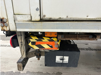 Kasti veoauto Renault D12: pilt 5 Kasti veoauto Renault D12: pilt 5