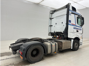 Sadulveok Mercedes-Benz Actros 1842: pilt 5