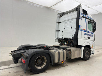 Sadulveok Mercedes-Benz Actros 1842: pilt 4