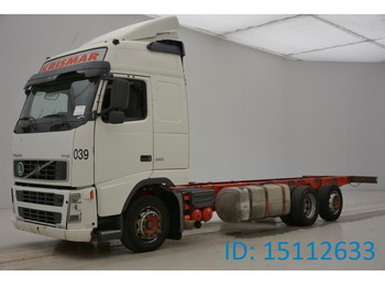 Kabiinišassiiga veoauto VOLVO FH12 380