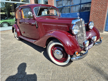 Sedaan MERCEDES-BENZ
